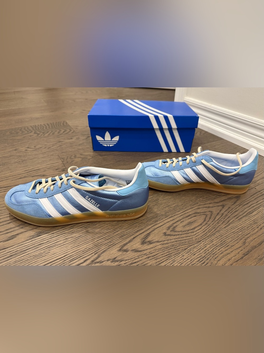 Women Adidas Gazelle Sky Blue & White Sneakers, Tan soul, size 9.5 - Picture 7 of 8